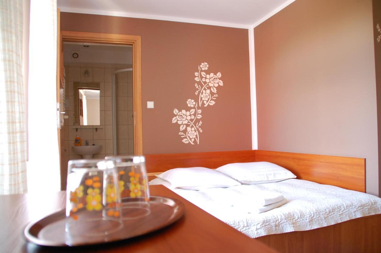 Bed and Breakfast Koral Koszalin Exterior foto